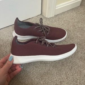 Women’s Allbirds tree runners, size 8, worn twice, color burgundy